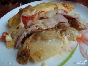 Картофель, запеченный с мясом и грибами - фото шаг 8