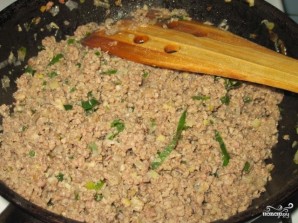 Слоеный мясной пирог - фото шаг 5