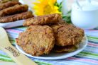Котлеты из кабачков и фарша жареные