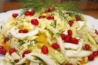 Салат из пекинской капусты с кальмарами