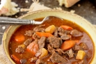 Гуляш по-венгерски с фасолью