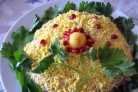 Салат с рыбой и рисом