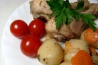 Куриная голень с овощами