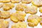 Хрустящая мятая картошка