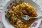 Тушеная капуста со свининой в казане