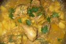 Тушеная курица с картошкой