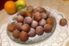 Лаймовые пончики на сгущенном молоке