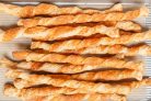 Слоеное тесто с сыром