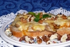 Запеченная грудка с грибами