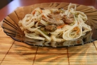 Говядина с рисовой лапшой