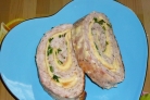 Рулет куриный с омлетом