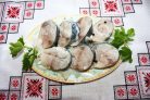 Маринованная скумбрия в банке
