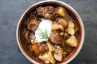 Тушеная картошка с мясом и грибами