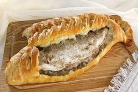 Пирог с карасями