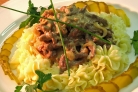 Бефстроганов с огурцами