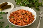 Капуста тушеная с огурцами