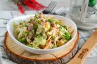 Салат с пекинской капустой и сайрой