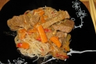 Фунчоза с говядиной и овощами