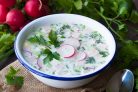 Окрошка классическая с колбасой на кефире