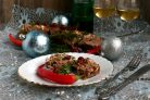 Мясной рулет со шпинатом