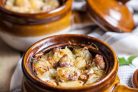 Жаркое из курицы в горшочках