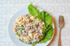 Салат с колбасой