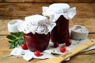Джем из вишни с косточками