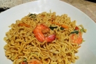 Яичная лапша с овощами