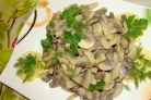Салат грибной