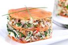 Закуска из краба и копченого лосося