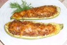 Лодочки из кабачков с овощами