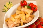 Курица, тушенная с ананасом