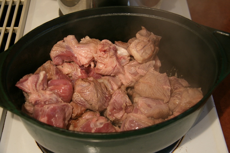 Картошка с мясом в утятнице на плите рецепт с фото
