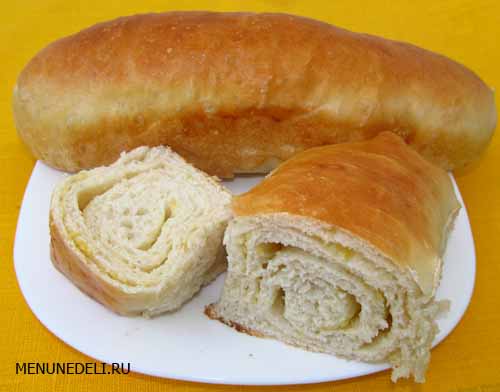 Вкусная и недорогая выпечка к чаю Рулет с лимоном из готового дрожжевого теста