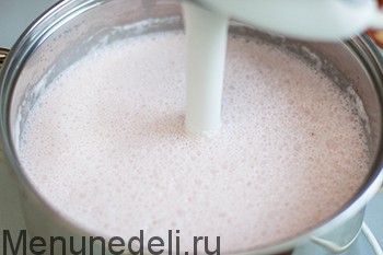 Молочный коктейль с бананом Молочный коктейль с бананом