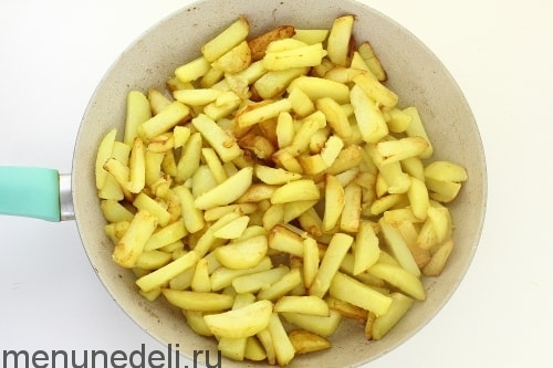 Жареная картошка с мясом и грибами Жареная картошка с мясом и грибами