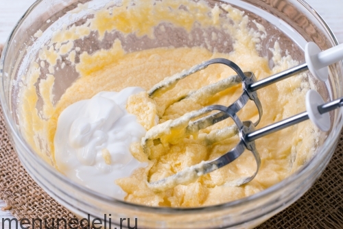 Простой пирог с грушами Простой пирог с грушами