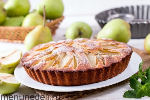 Простой пирог с грушами Простой пирог с грушами