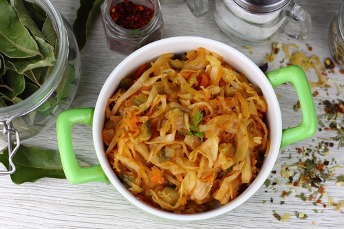 Тушеная капуста с кабачками на гарнир Тушеная капуста с кабачками на гарнир