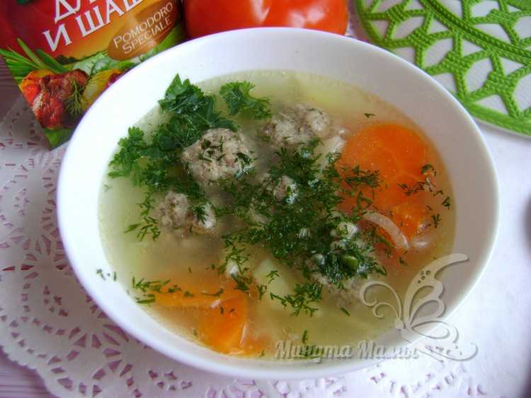 вкусный суп с фрикадельками готов