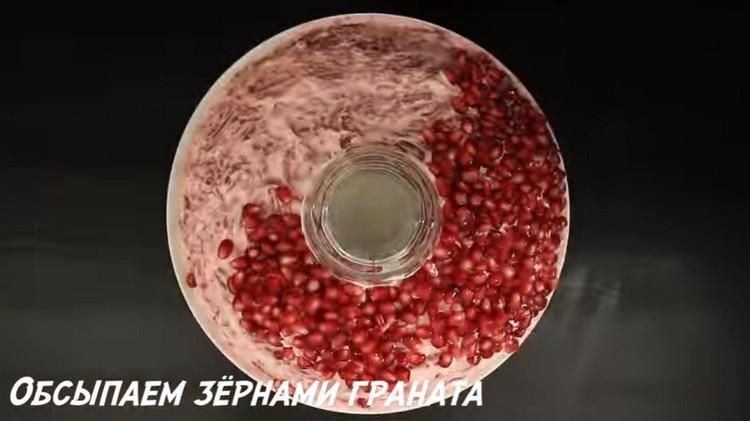 Выкладываем гранат