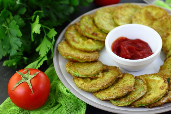 Кабачки, жаренные с яйцом