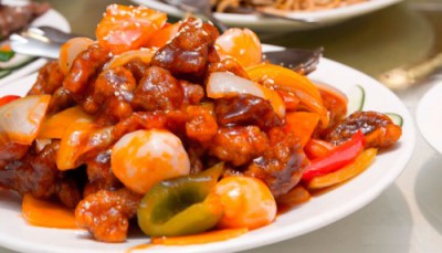 Свинина, тушенная с овощами