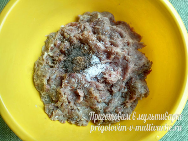 Вымешиваем фарш