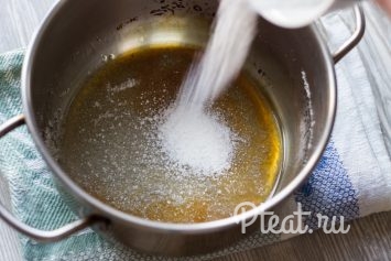 Шоколадный мусс с карамелью Шоколадный мусс с карамелью