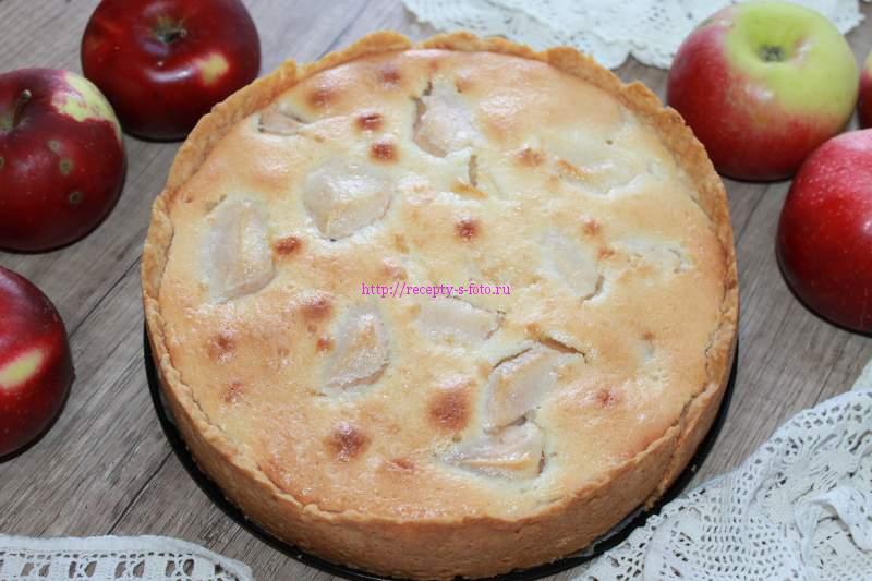 пирог с яблоками