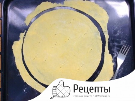 Торт Наполеон со сгущенкой 1431605228_tort-napoleon-so-sgutschenkoy-14e