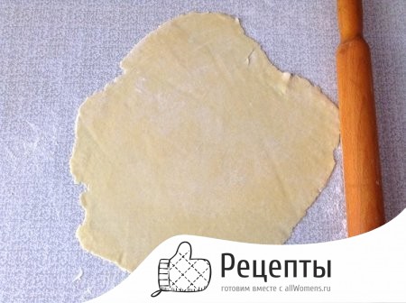 Торт Наполеон со сгущенкой 1431605228_tort-napoleon-so-sgutschenkoy-14e