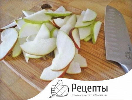 Моем, очищаем и режем яблоки и груши 1495478211_varenie-iz-yablok-i-grush-4