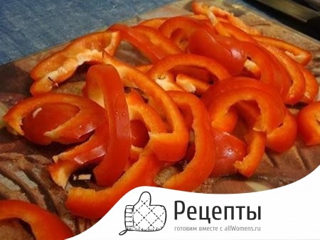 Перец режем полосками 1504707048_salat-uncle-bens-iz-kabachkov-na-zimu-20